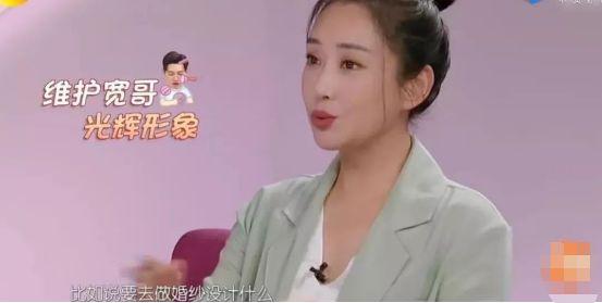 当年都酸女方配不上他，现在大家却佩服女方居然能忍他六年...