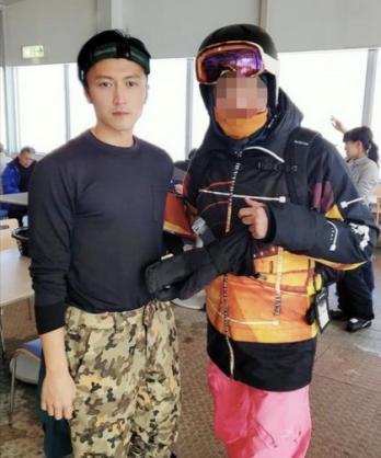 谢霆锋日本滑雪，被幸运网友连续两天偶遇合照，完全没有明星架子
