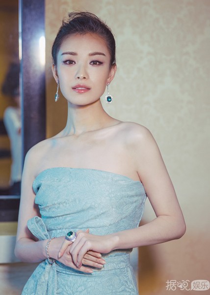 芭莎明星慈善夜你们看到了什么？我看到了颜值和一场完美时装show啊