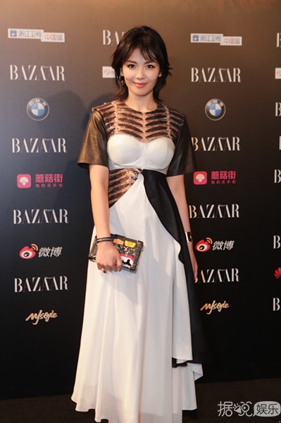 芭莎明星慈善夜你们看到了什么？我看到了颜值和一场完美时装show啊