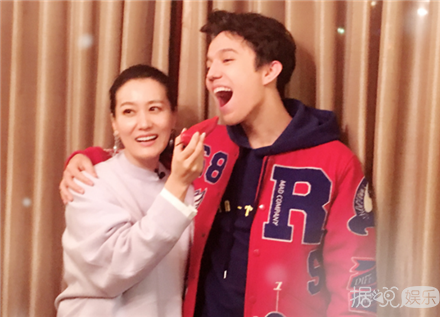 迪玛希做客谭晶家学做包饺子 饺子来一打谢谢！