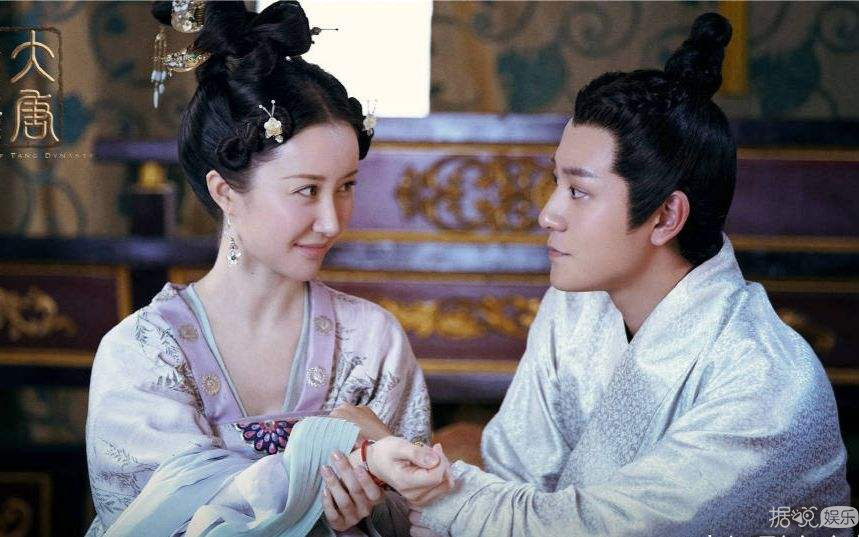 舒畅花式被虐,被卖妓院、被烙“娼”字,还被丈夫嫌弃,心疼! 舒畅花式被虐,被卖妓院、被烙“娼”字,还被丈夫嫌弃,心疼!