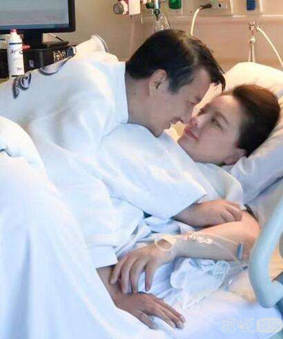 王雷晒李小萌大肚照宣布怀孕喜讯 又来一对情人节后虐狗的 王雷晒李小萌大肚照宣布怀孕喜讯 又来一对情人节后虐狗的