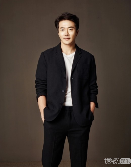  权相佑时隔16年再搭档崔江熙 携手出演《推理的女王》