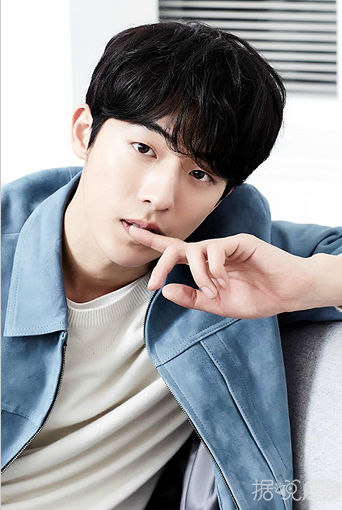 走秀 演技 篮球 都擅长的长腿欧巴南柱赫 24岁生日粗卡~ 走秀 演技 篮球 都擅长的长腿欧巴南柱赫 24岁生日粗卡~