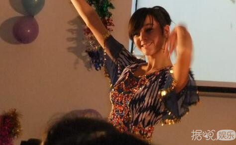 迪丽热巴10年前旧照曝光 实力演绎美人如何养成记
