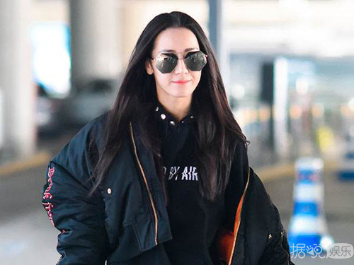 迪丽热巴10年前旧照曝光 实力演绎美人如何养成记