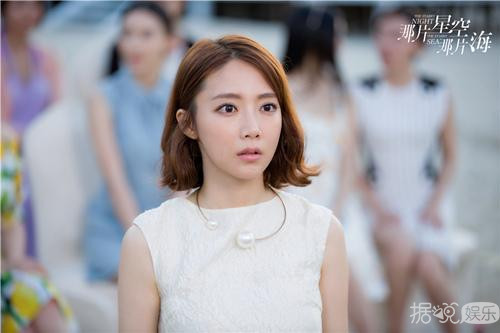 昔日《匆匆那年2》的“国民初恋”王萌黎实力演绎“冷艳巫师”