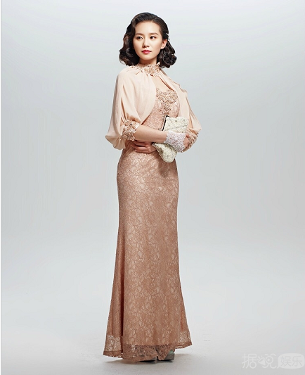 刘诗诗《黎明决战》旗袍装曝光 气质优雅名媛范儿十足
