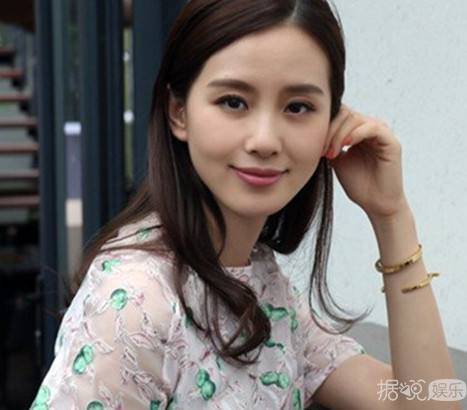 刘诗诗《黎明决战》旗袍装曝光 气质优雅名媛范儿十足