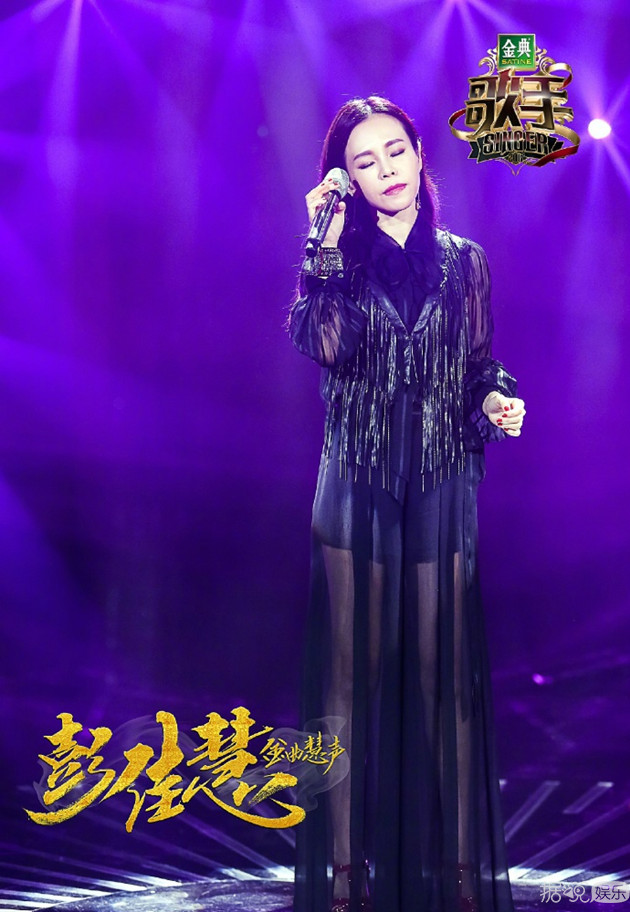 《歌手》梁博得到歌手内投第一却踢馆失败，因他出身于《中国好声音》？