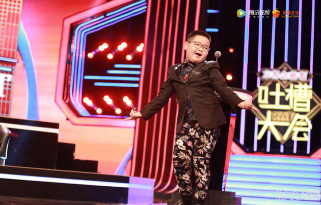 《吐槽大会》表情包一哥谢飞机尬舞，小沈阳不按台本现怼宋小宝