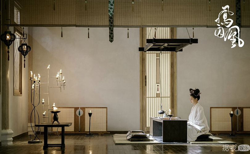 《凤囚凰》最新剧照曝光 关晓彤的发型真的是辣眼睛