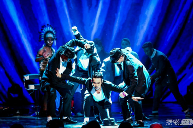 《欢乐喜剧人》收官文松夺冠，憨豆郭德纲舞台会师