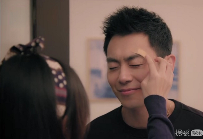 朱亚文化身行走的表情包  神演技征服迷妹心 众网友喊话“想嫁”