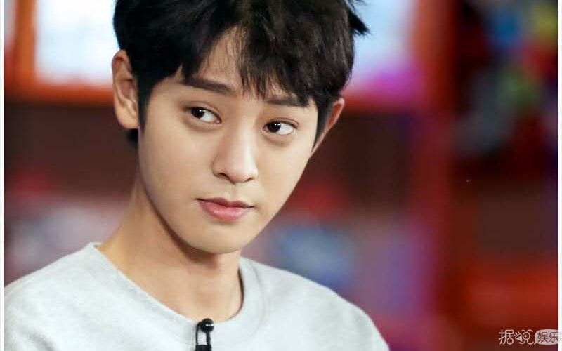  T-ara成员朴智妍被爆与歌手郑俊英热恋中 女方这样回应