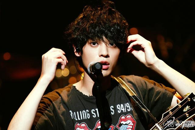  T-ara成员朴智妍被爆与歌手郑俊英热恋中 女方这样回应