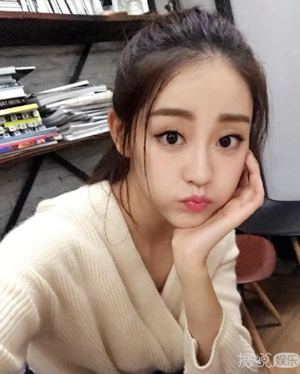 祝绪丹《画心师》造型 宛如仙子 仙气丝毫不输杨幂