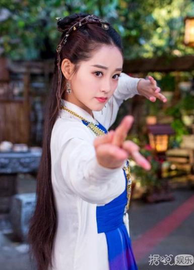 祝绪丹《画心师》造型 宛如仙子 仙气丝毫不输杨幂
