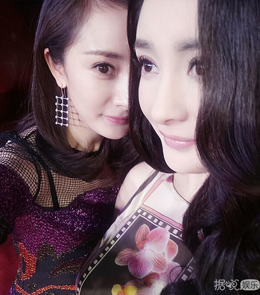 范冰冰不露耳朵是因为它丑 杨幂拍照露左脸原来是因为这个……