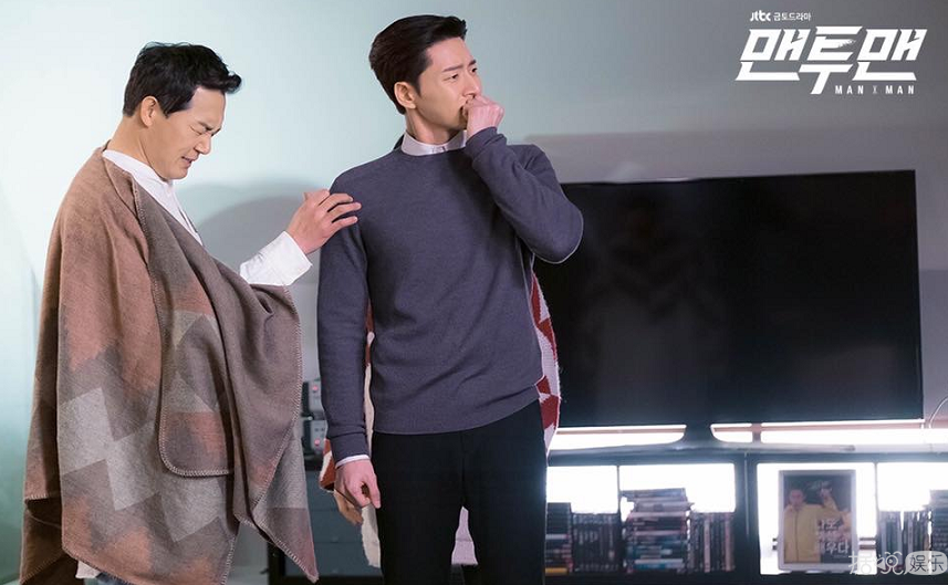 朴海镇表情包上线 莫名又get了欧巴的新型可爱点