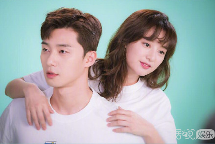 《三流之路》朴叙俊金智媛闺蜜变恋人CP感十足