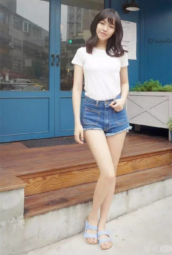 袁咏仪儿子太帅被求出道 星二代告诉你基因的重要性！