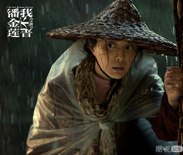 范冰冰首次以评委身份亮相戛纳红毯，此次的她会以何种造型艳压群芳呢？