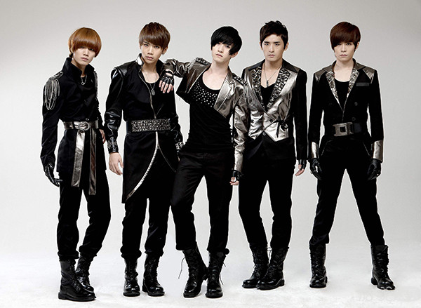 至上励合成员互撕堪称男版《甄嬛传》 看来李茂退团是正确的选择