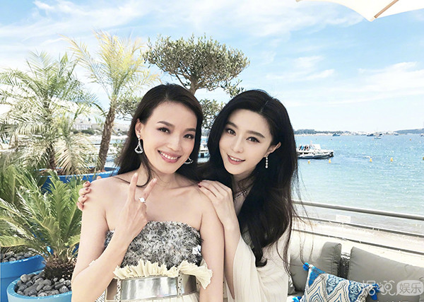 范冰冰穿龙袍红遍戛纳，舒淇也不甘示弱光靠这一点就能甩她几条街！