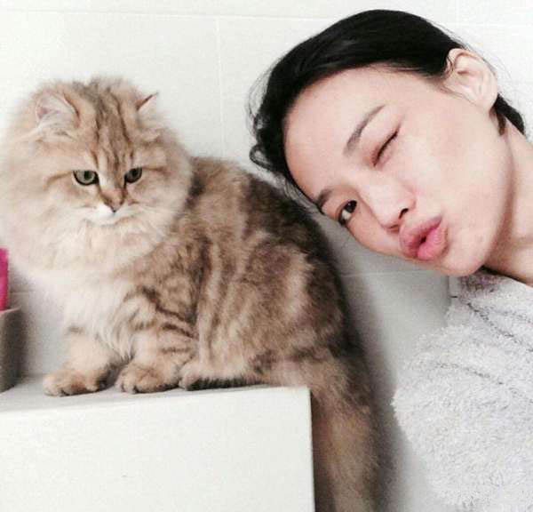 范冰冰穿龙袍红遍戛纳,舒淇也不甘示弱光靠这一点就能甩她几条街! 范冰冰穿龙袍红遍戛纳,舒淇也不甘示弱光靠这一点就能甩她几条街!