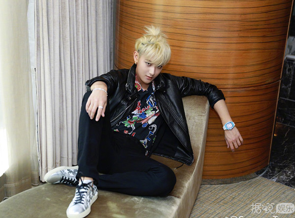 《欢乐颂2》里的"关关"扮演者乔欣，现实中的她却有着两副面孔