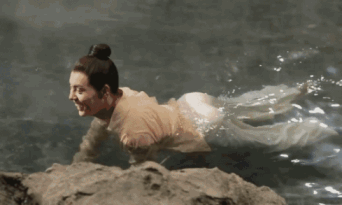 调皮的明星还有谁？陈伟霆、张艺兴、薛之谦，三大道具破坏王果然名不虚传