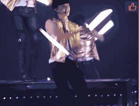 调皮的明星还有谁？陈伟霆、张艺兴、薛之谦，三大道具破坏王果然名不虚传