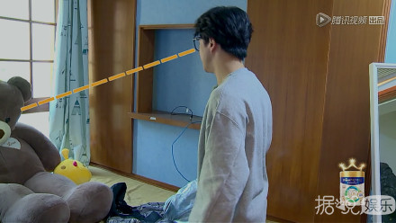 调皮的明星还有谁？陈伟霆、张艺兴、薛之谦，三大道具破坏王果然名不虚传