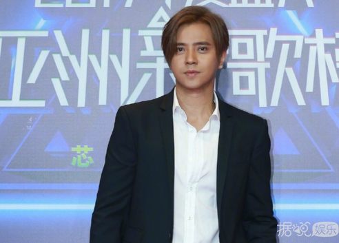 薛之谦获最佳男歌手、TFBOYS连续两年最佳组合，没得奖的他最亮眼