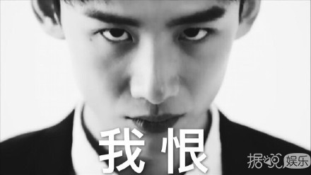 觉得李易峰晒牵脚照好心酸？你让被粉丝抛弃的白敬亭情何以堪