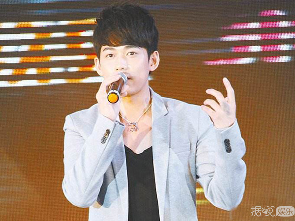 张杰升级当爸、俞灏明靠演技翻身，07届快男就属他混得最差