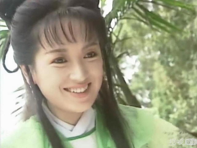    孙俪婆婆竟然也这么美？年轻时如仙女温婉动人，迷倒无数人！