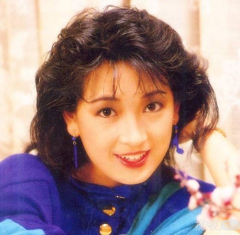    孙俪婆婆竟然也这么美？年轻时如仙女温婉动人，迷倒无数人！