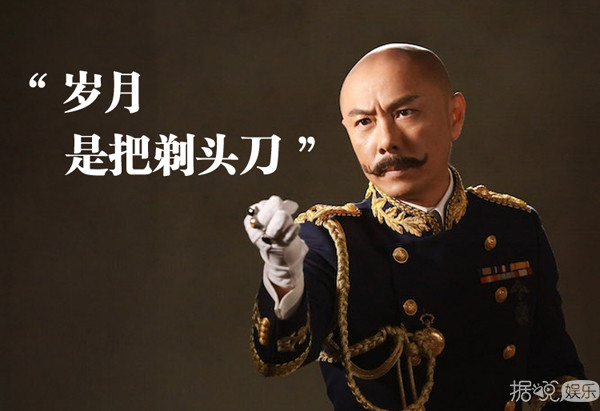 从小鲜肉到光头大叔，这个和周星驰并肩的喜剧之王经历了什么？