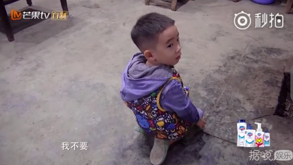 不能变老的陈小春、四缺一的Beyond,看到这些瞬间忍不住想哭 不能变老的陈小春、四缺一的Beyond,看到这些瞬间忍不住想哭