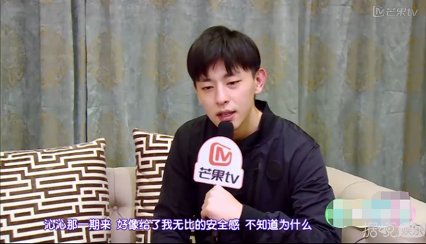 因为陈小春儿子Jasper的一句话,李沁和邓伦竟然组起了CP? 因为陈小春儿子Jasper的一句话,李沁和邓伦竟然组起了CP?