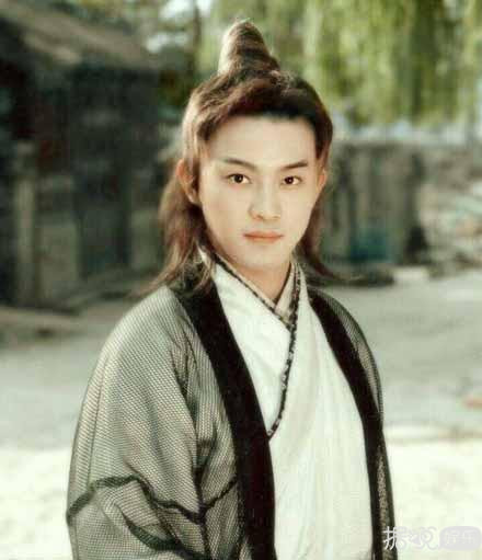 陈赫生日奔四，跑男团集体送大礼！兄弟的心意哭着也要接受
