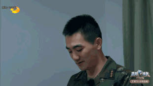 张馨予终于谈恋爱了？对方还是个帅气的兵哥哥？