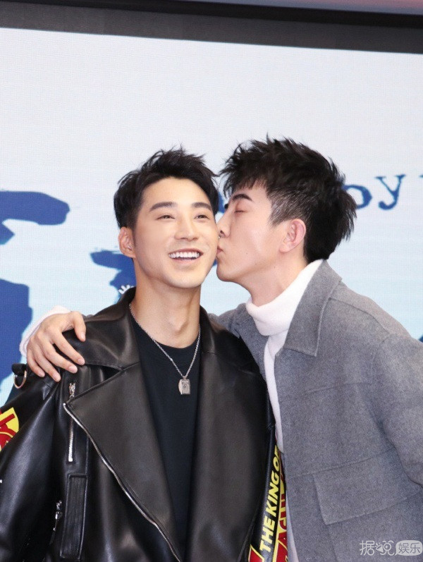  《一起同过窗2》今日开播   发布会李川庞瀚辰玩儿亲亲