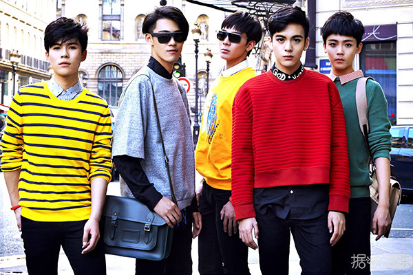 出道一年多就能与汪涵鹿晗等大咖搭档,才20岁的曾舜晞一点都不简单