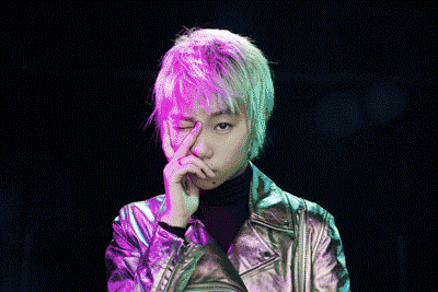 窦靖童剃光头发！第一批90后真的已经出家了？