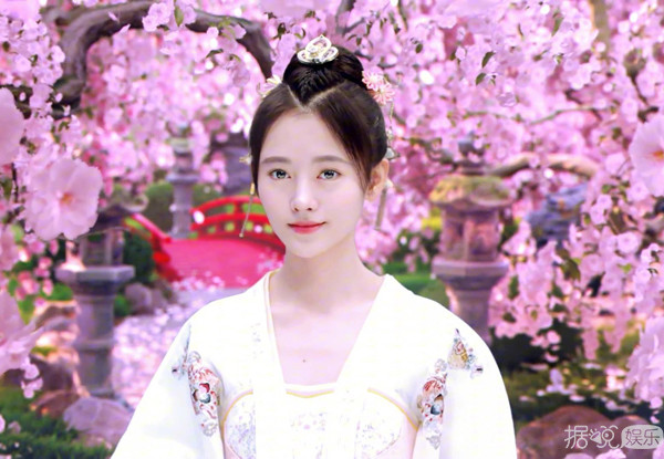没了SNH48团员撕x话度，单飞后的鞠婧祎能走得远吗？
