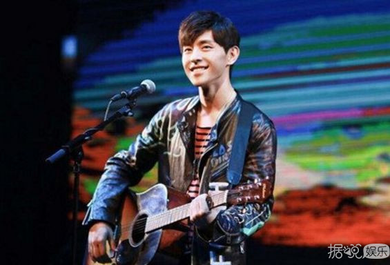 胡一天、张新成...2017爆红的11位小哥哥，谁才是你的理想型？